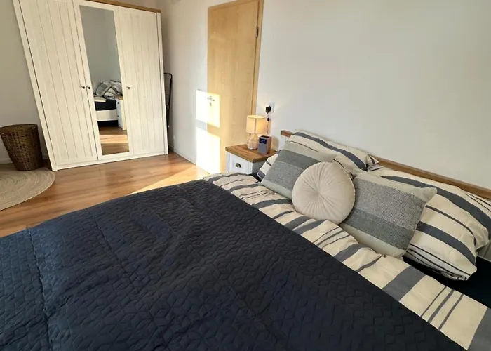 Traumdomizile - Am Gruenen Stadtrand 开姆尼茨